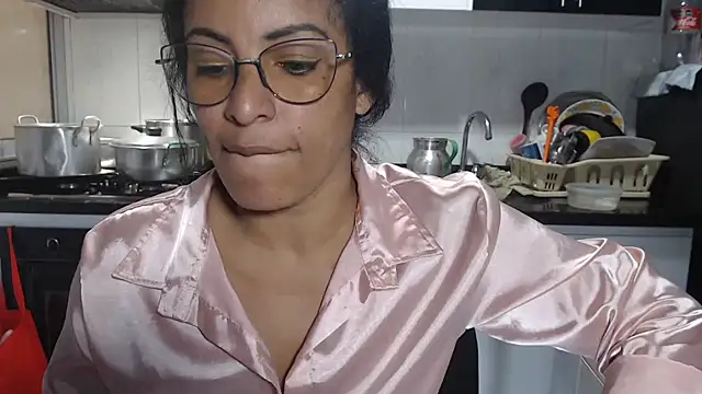 kateleyagrey online show from September 2025 06:46:01 PM