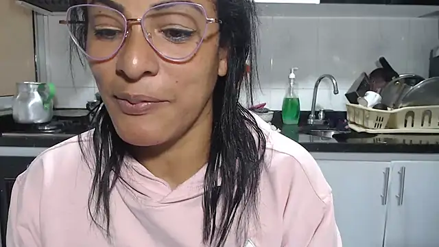 kateleyagrey online show from April 2026 06:45:02 PM