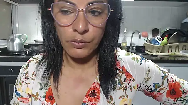 Snapshot of kateleyagrey chatting on April 2026 01:42:02 AM kateleyagrey online show from April 2026 01:42:02 AM