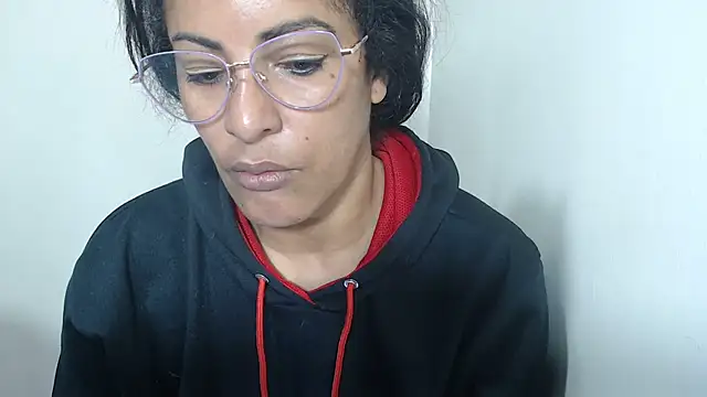 Snapshot of kateleyagrey chatting on June 2026 01:26:01 PM kateleyagrey online show from June 2026 01:26:01 PM