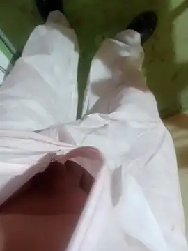 Snapshot of GeilerSchweizer chatting on December 2025 01:09:02 PM GeilerSchweizer online show from December 2025 01:09:02 PM