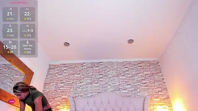 Lucia-sex online show from March 2025 08:15:02 PM