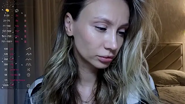 Alice Wonders online show from May 2026 09:02:02 PM
