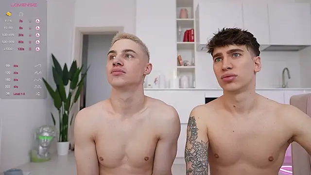 Evan  White  online show from February 2025 07:34:01 AM