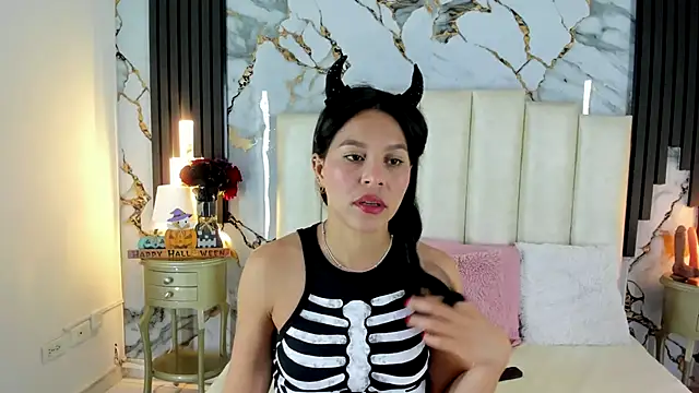 lulumars online show from October 2025 05:11:02 AM