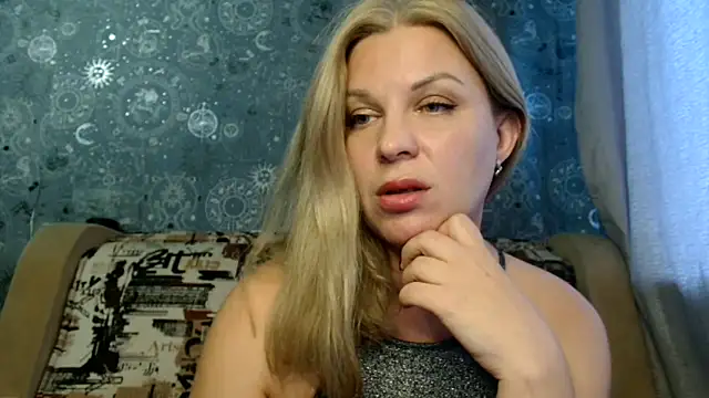 BlondeFox online show from October 2025 04:20:02 AM