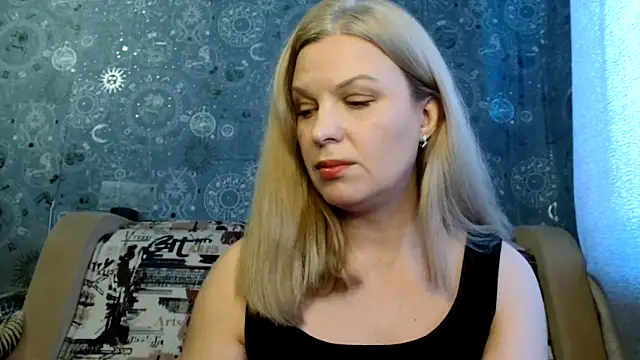 BlondeFox online show from November 2025 04:45:02 AM