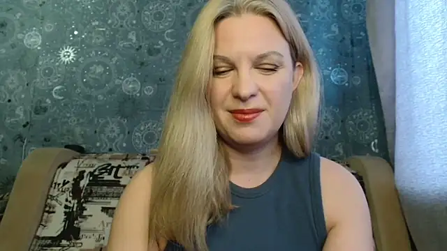 BlondeFox online show from December 2025 05:04:02 AM