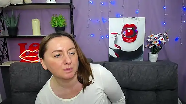 Abby Taylorr online show from March 2025 01:30:01 PM