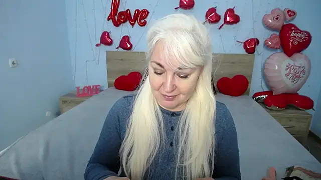 BlondyLeeBest online show from February 2025 07:30:02 PM