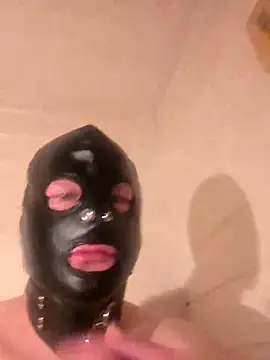 Snapshot of Papiercedbisex chatting on April 2026 05:43:01 PM Papiercedbisex online show from April 2026 05:43:01 PM