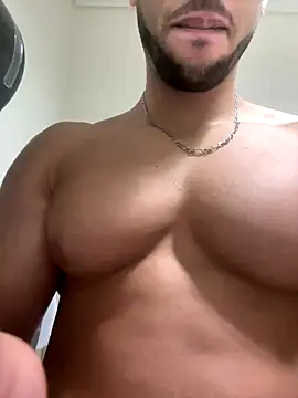 Snapshot of pimentfort77 chatting on October 2025 12:40:02 PM pimentfort77 online show from October 2025 12:40:02 PM