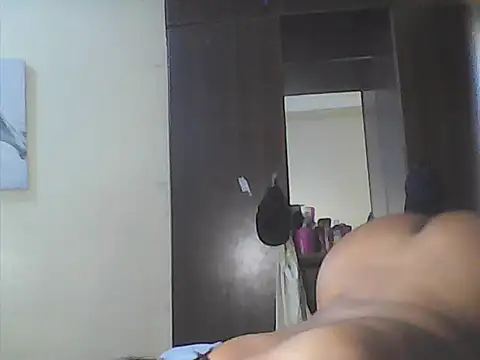 Naughty Laurah online show from November 2025 11:25:01 AM