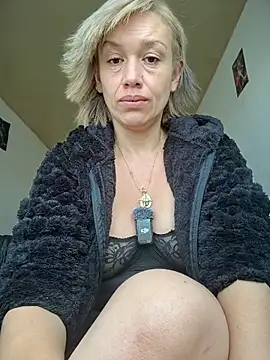 Snapshot of sexymarilyncolombia chatting on April 2026 01:20:02 PM sexymarilyncolombia online show from April 2026 01:20:02 PM