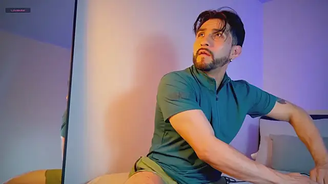 Snapshot of _DANTE_BIGASS chatting on November 2025 08:53:02 PM DANTE BIGASS online show from November 2025 08:53:02 PM