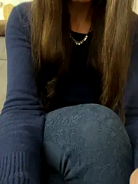 SHARONRodrig online show from December 2025 03:39:02 PM