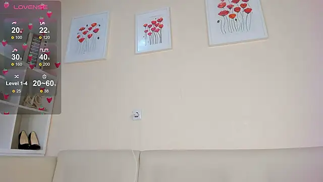 rosa mariposa  online show from March 2025 09:11:02 PM