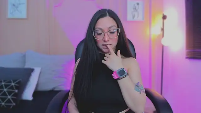 lucy neil online show from March 2026 02:34:02 AM