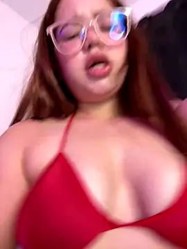 Lucyklein2022 online show from October 2025 01:04:02 AM