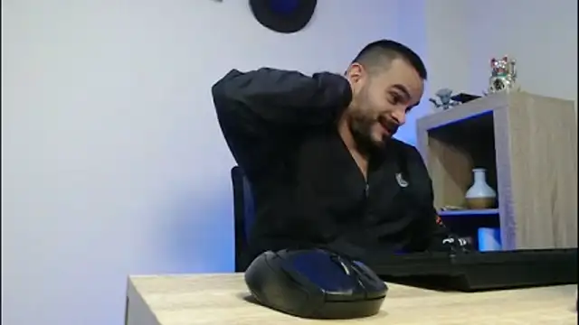 cowboyht online show from February 2026 06:31:02 AM