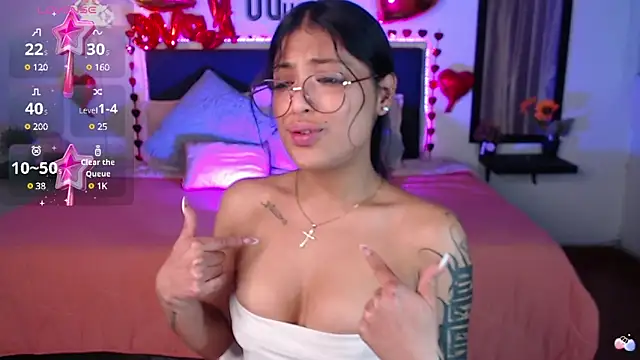 Snapshot of vaness_weet chatting on February 2025 10:51:02 PM vaness weet online show from February 2025 10:51:02 PM