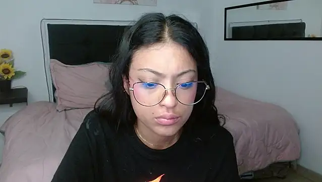 vaness weet online show from February 2026 10:36:01 AM