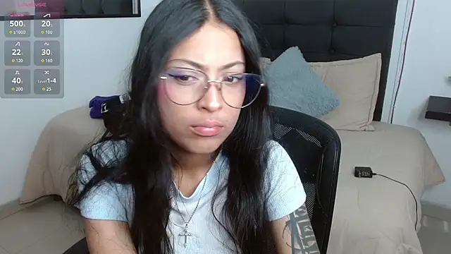 Snapshot of vaness_weet chatting on July 2026 09:06:02 PM vaness weet online show from July 2026 09:06:02 PM