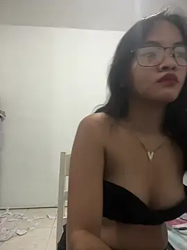 shanee23 online show from December 2024 05:55:01 PM