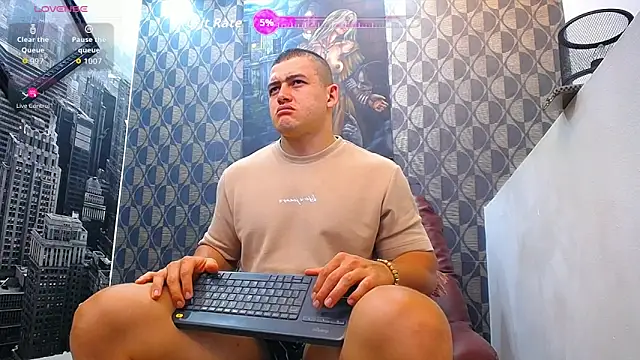 Leonsmoron online show from April 2026 03:09:01 AM