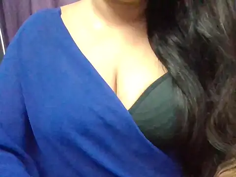 Roopshikha39 online show from June 2026 06:33:02 PM
