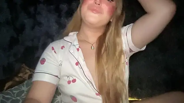 MissCataleyaxxx online show from October 2025 01:10:02 PM