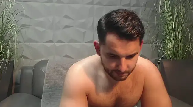 Antoniodiamond online show from February 2025 08:10:01 PM