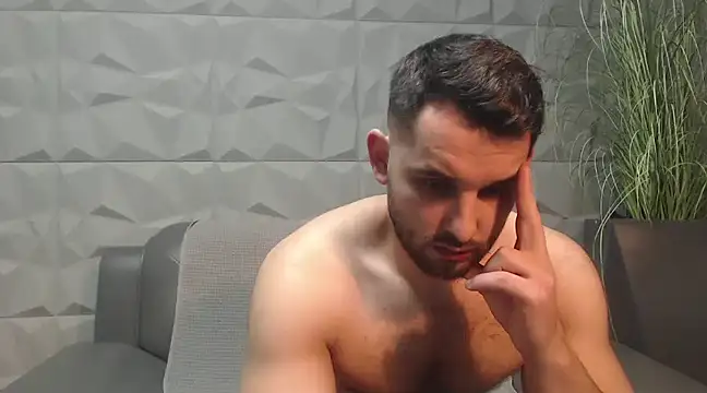 Antoniodiamond online show from February 2025 11:09:01 PM