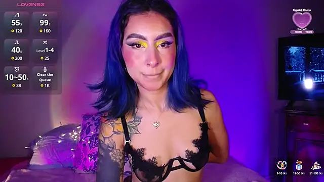 Cinamoonn online show from January 2025 08:29:01 PM