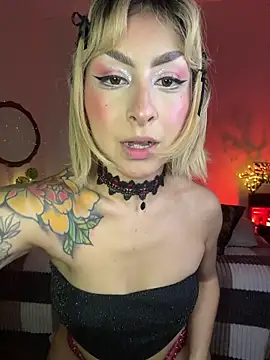 Cinamoonn online show from February 2026 06:50:02 PM