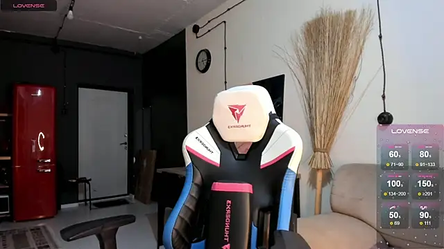 Snapshot of cho_nando chatting on December 2024 01:24:01 PM cho nando online show from December 2024 01:24:01 PM