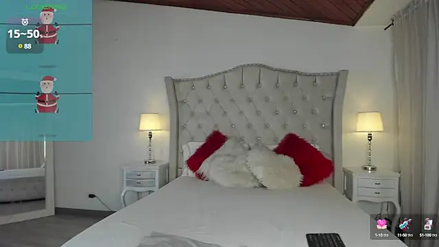 Snapshot of Naughtykitty4 chatting on December 2024 10:46:02 PM Naughtykitty4 online show from December 2024 10:46:02 PM