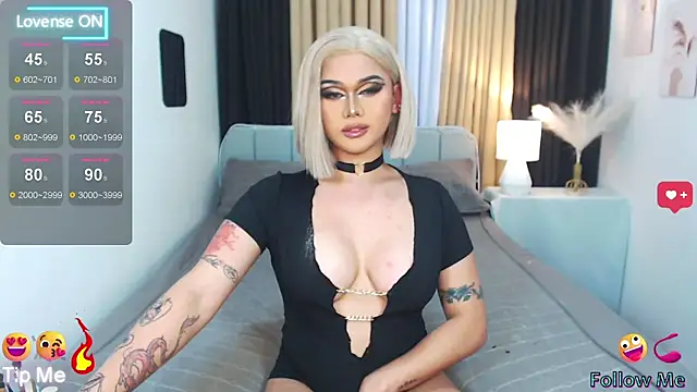 Snapshot of Ella_Fantasiax chatting on February 2025 04:48:02 PM Ella Fantasiax online show from February 2025 04:48:02 PM