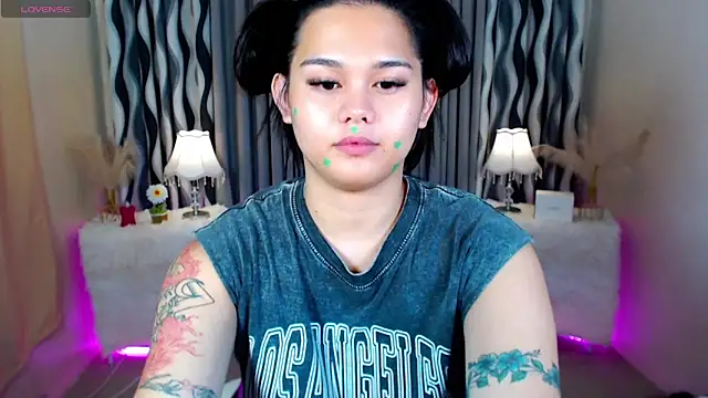 Snapshot of Ella_Fantasiax chatting on October 2025 08:07:01 PM Ella Fantasiax online show from October 2025 08:07:01 PM
