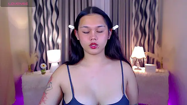 Snapshot of Ella_Fantasiax chatting on October 2025 06:08:02 PM Ella Fantasiax online show from October 2025 06:08:02 PM