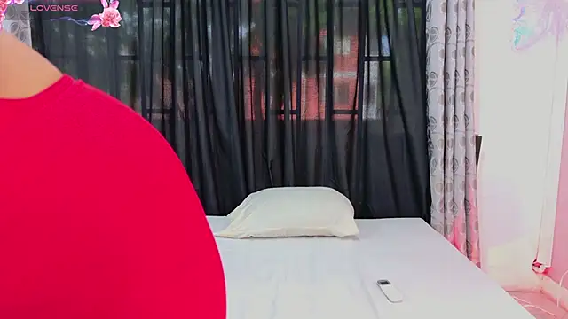 BLACK ROSSE 1 online show from October 2025 12:30:01 PM