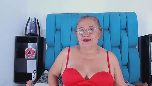 Keira Lennox online show from January 2025 04:34:01 PM