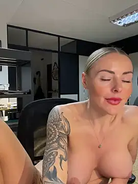 EmaSalis online show from February 2025 02:57:01 PM