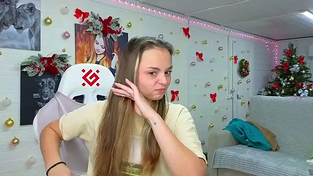 Snapshot of Misss_Vikk chatting on January 2026 12:18:01 PM Misss Vikk online show from January 2026 12:18:01 PM