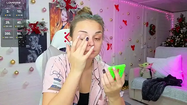 Snapshot of Misss_Vikk chatting on January 2026 02:25:02 AM Misss Vikk online show from January 2026 02:25:02 AM