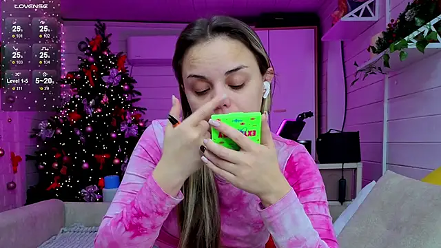 Snapshot of Misss_Vikk chatting on January 2026 02:16:02 AM Misss Vikk online show from January 2026 02:16:02 AM