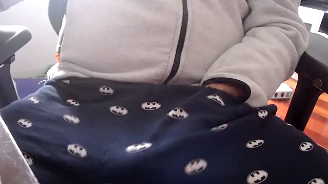 erectiumm online show from November 2025 02:55:02 PM