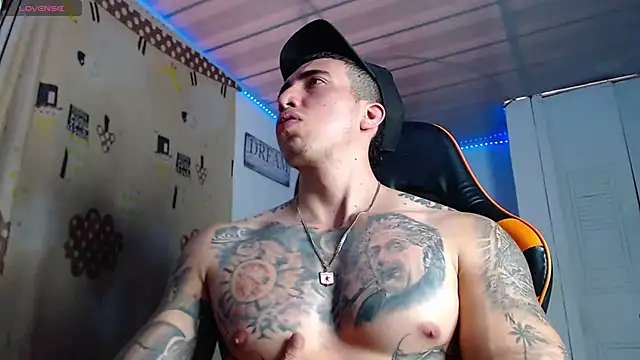 Adam Hudsond online show from November 2025 02:17:01 PM