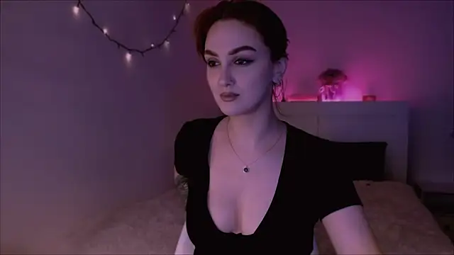 LilyFarey online show from February 2025 08:05:01 PM