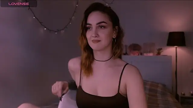 LilyFarey online show from October 2025 06:41:02 PM